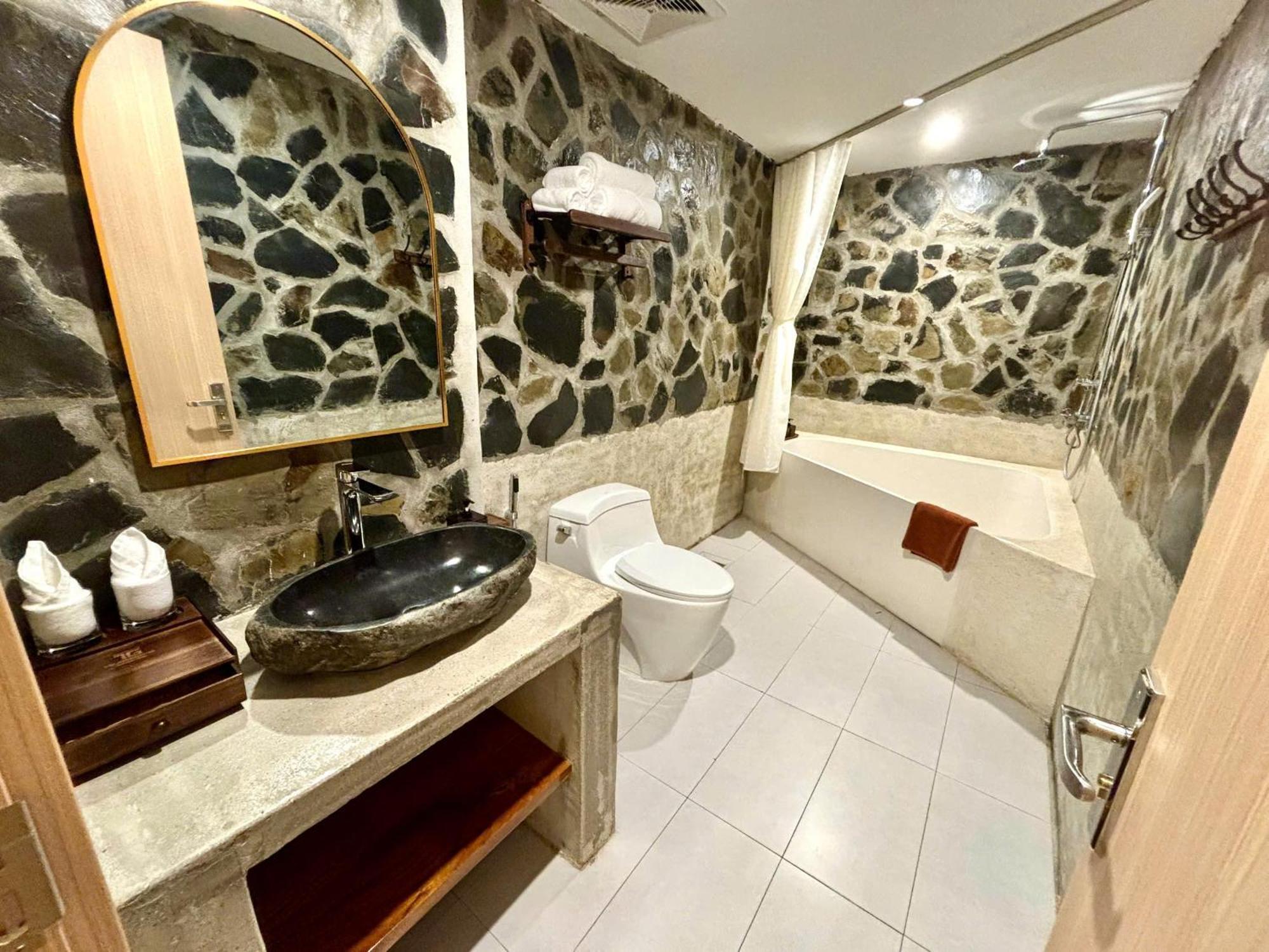 Truong Giang Boutique Hotel Lang Mon Екстериор снимка